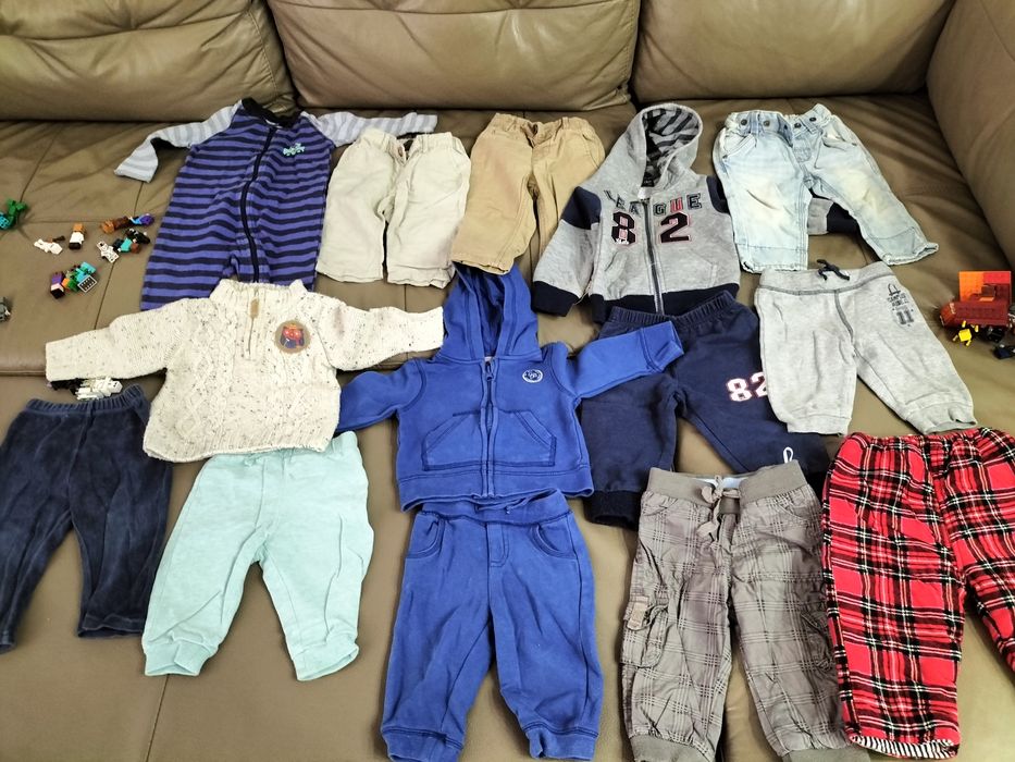 Lot 12 buc hainute 4-6 luni