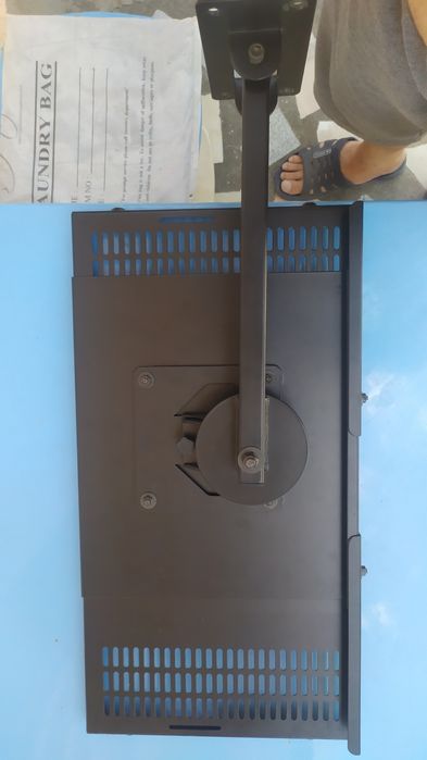 Кронштейн для телевизора