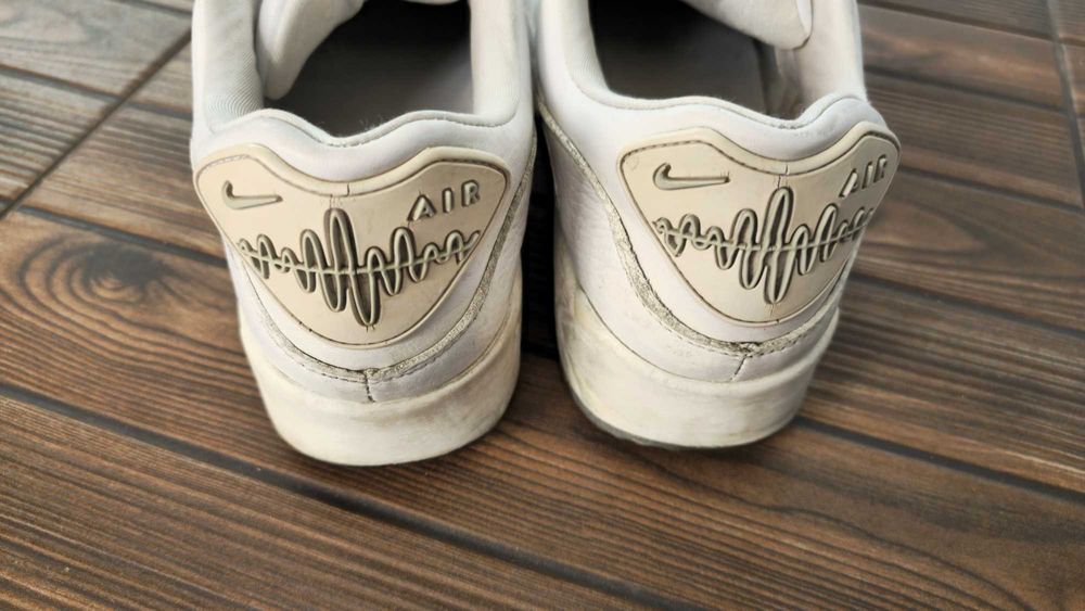 Nike Air Max 90 pirate radio