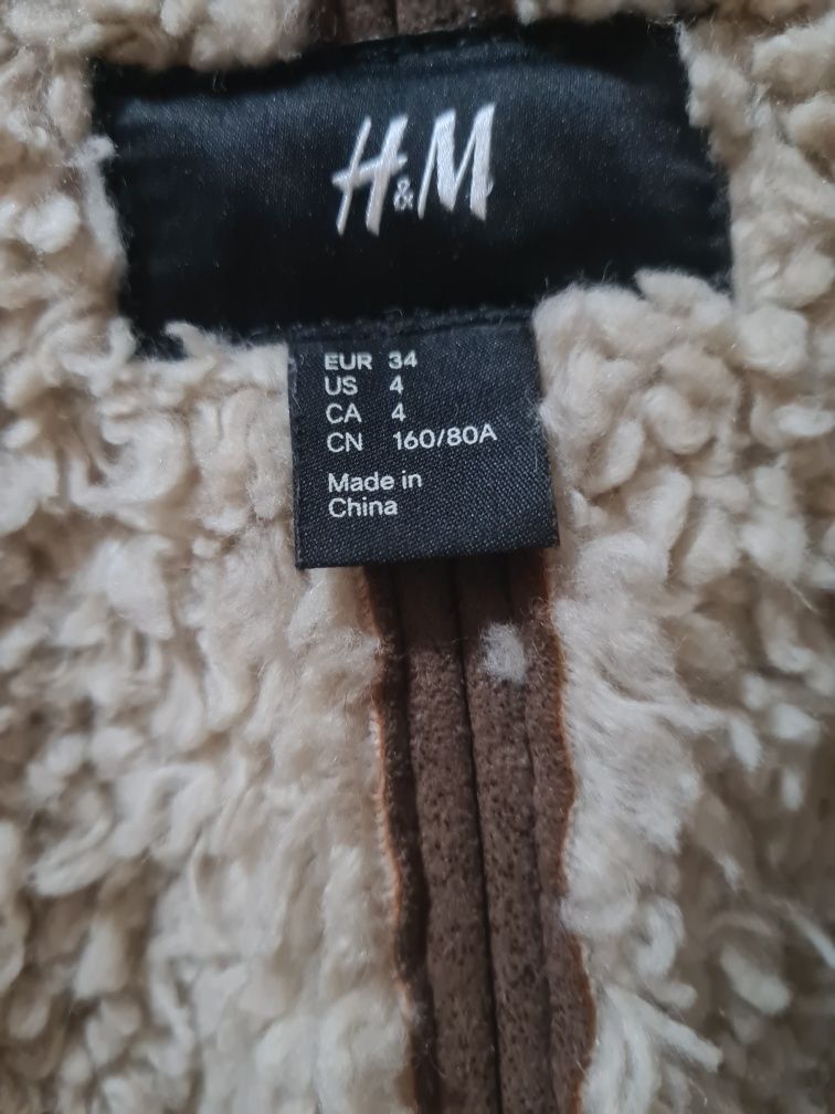 Дамско,вталено яке H&M