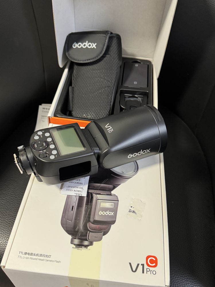 Godox GD-V1PRO-C Flash pentru Canon sau Sony / Nou - Sigilate |