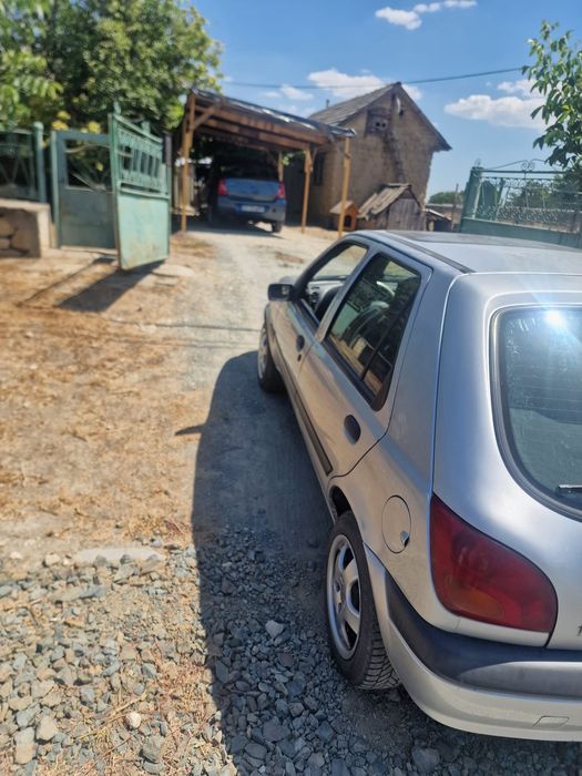 Ford fiesta 1,3 benzina