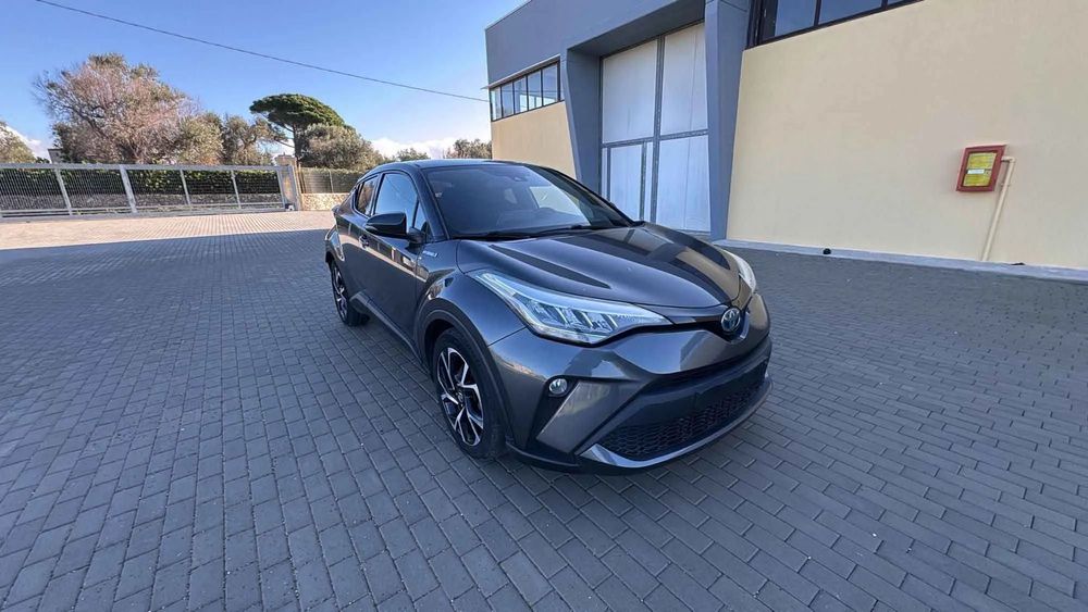 Toyota C-HR C-HR 2021 60k km 2.0 hibrid stare foarte buna, garantie reprezentanta,