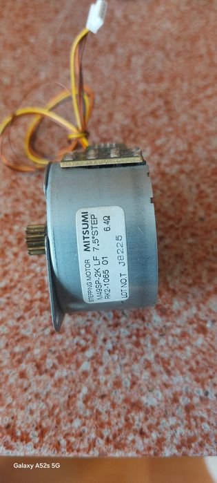 Motoras 220-240V,50/60 hz