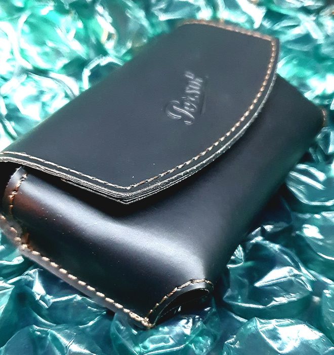 Toc, etui ochelari PERSOL si Ic! Berlin