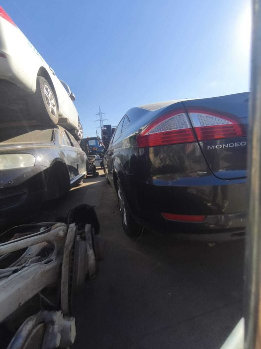 Ford Mondeo MK4 2.5 BENZINA(HUBA) Dezmembrez/Dezmembram