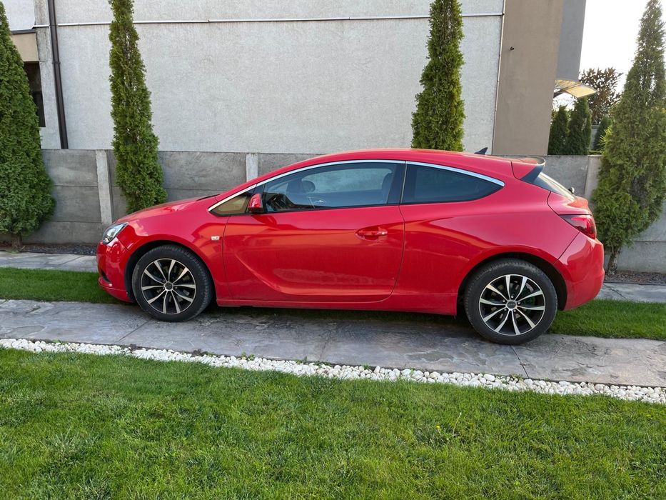 Opel Astra J GTC 1.4 Benzina