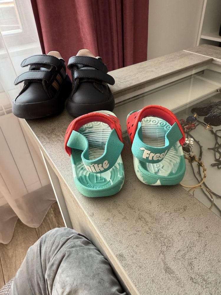Детски обувки Asidas и Nike