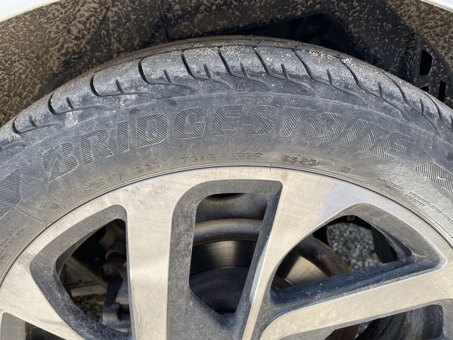 Гуми 2 бр бмв i3 175 60 19