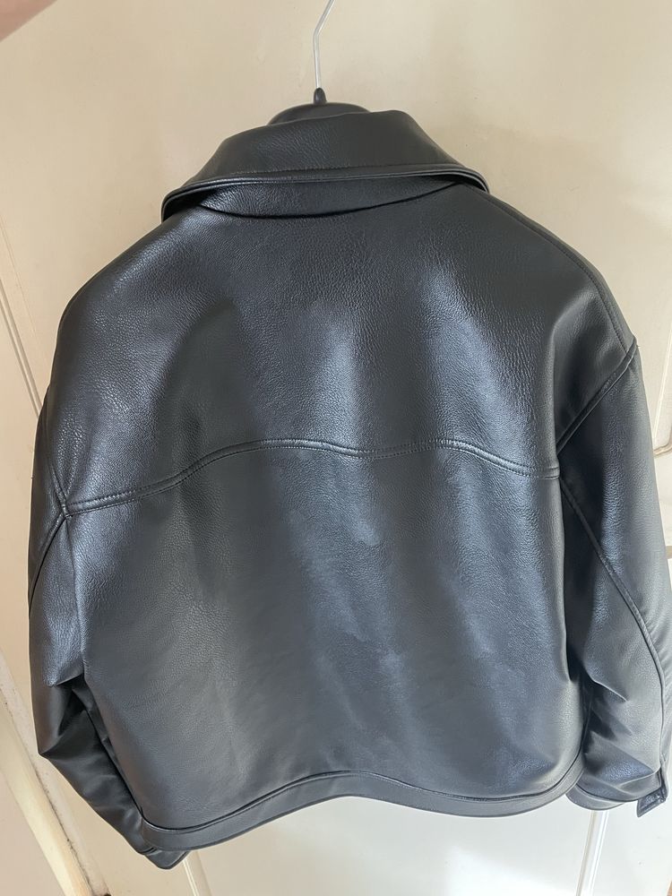 Мъжко кожено яке Zara L