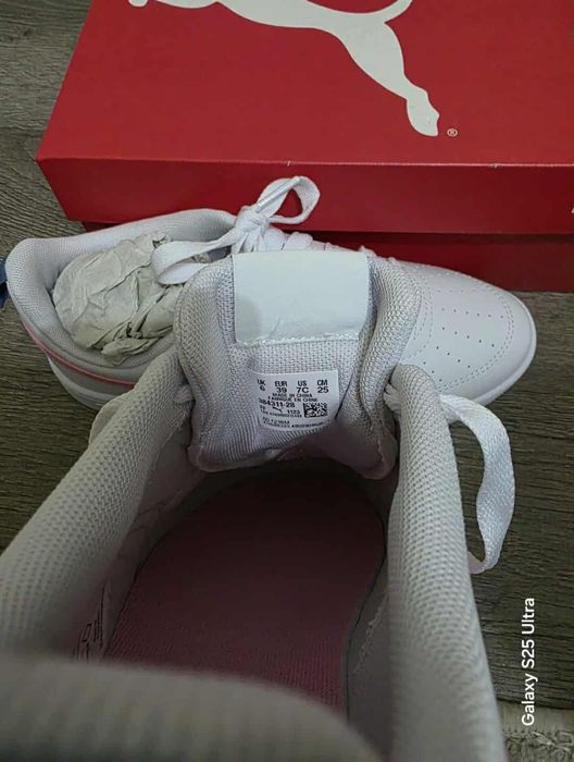 Нови дамски кецове пума номер 39 цена 60 лв