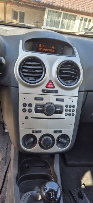 Opel Corsa 1.2 benzina, an 2009