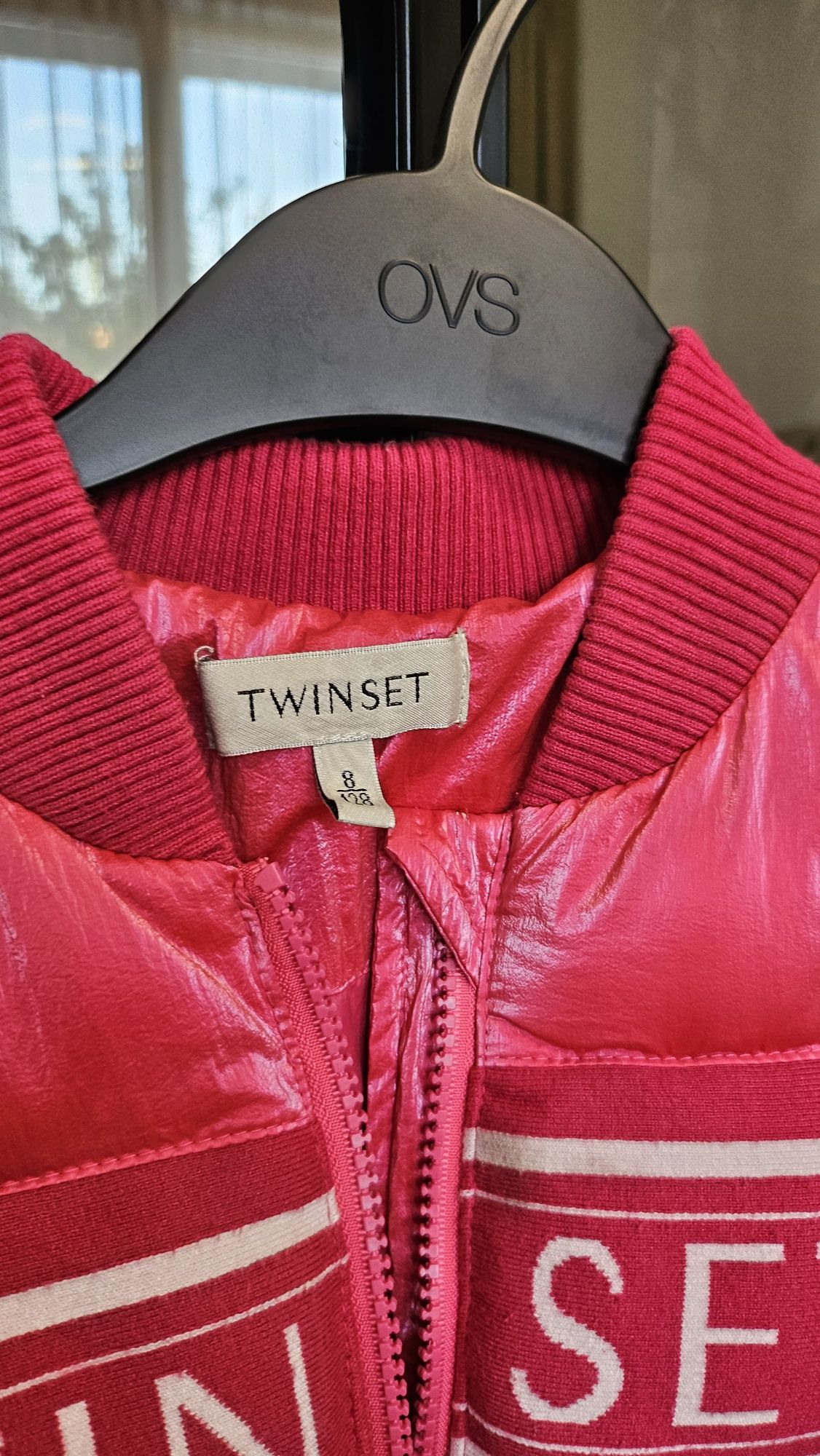 Guess, twinset яке