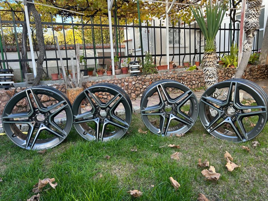 Оригинални джанти 19 цола AMG