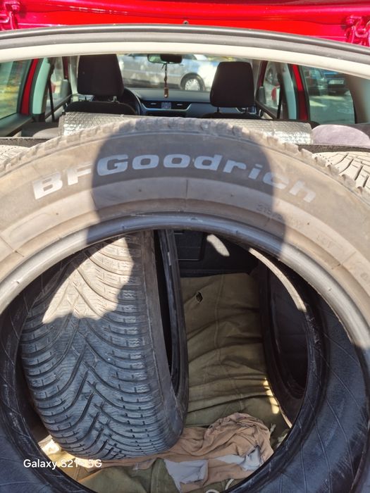 Зимни гуми 215 55 17 BF Goodrich G Force winter 2 , четири броя