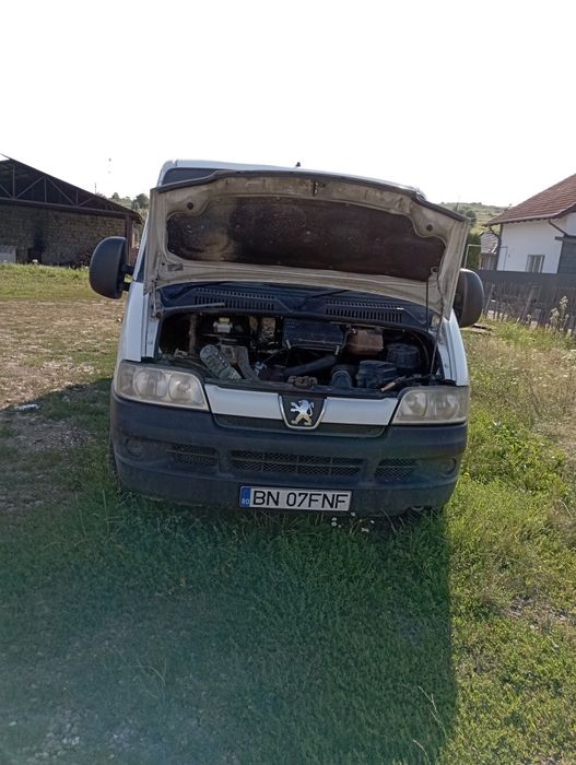 Vând duba pentru piese senzori defect