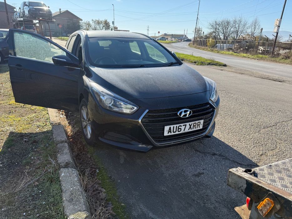 На части Hyundai i40 1.7 crdi 2017 година