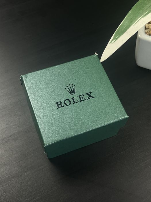 Rolex - Lux adevărat. Statut mare.
