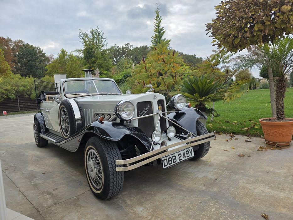 Inchiriez masina de epoca (retro) pentru nunți, filmari, ocazii speci