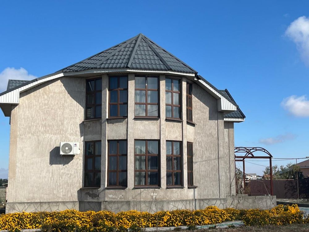 Продам дом. 240 кв.метров