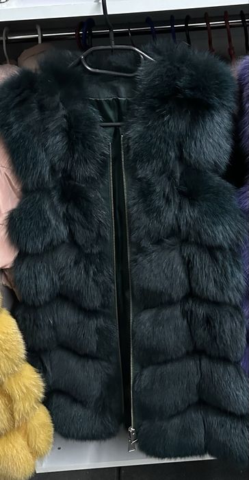 Елеци естествен косъм