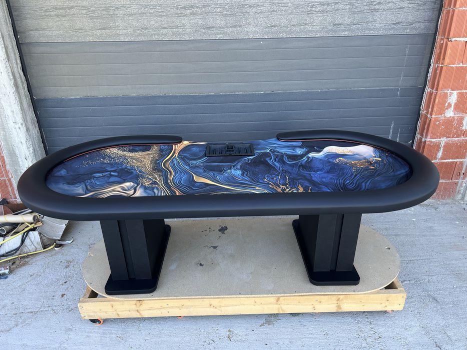 Masa poker art deco paint cu LED si intrare dealer CustomTables.eu