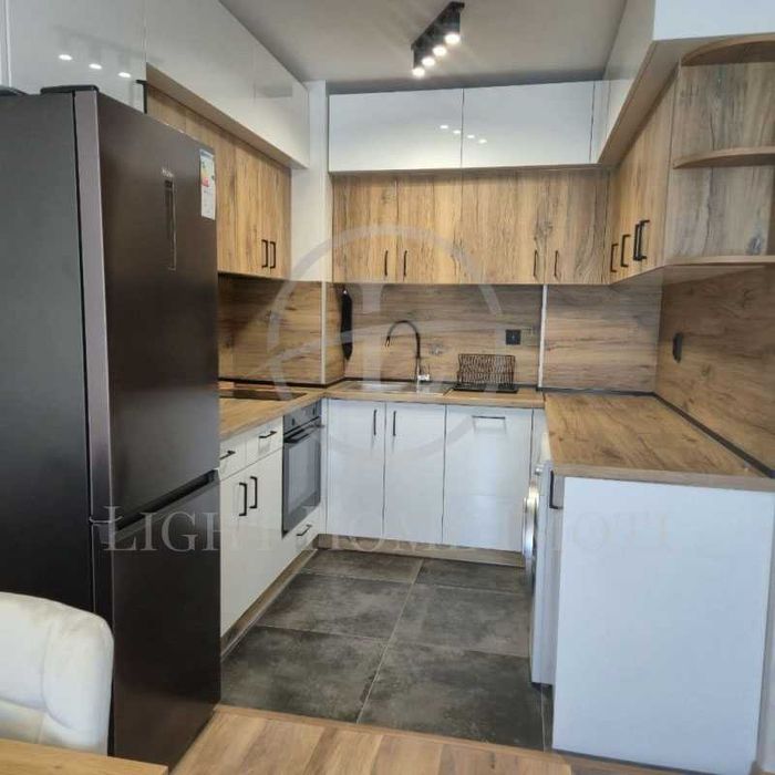 Продава се Двустаен апартамент в Пловдив, Христо Смирненски - 70 кв.м за 2608 €/кв.м - Снимка #3