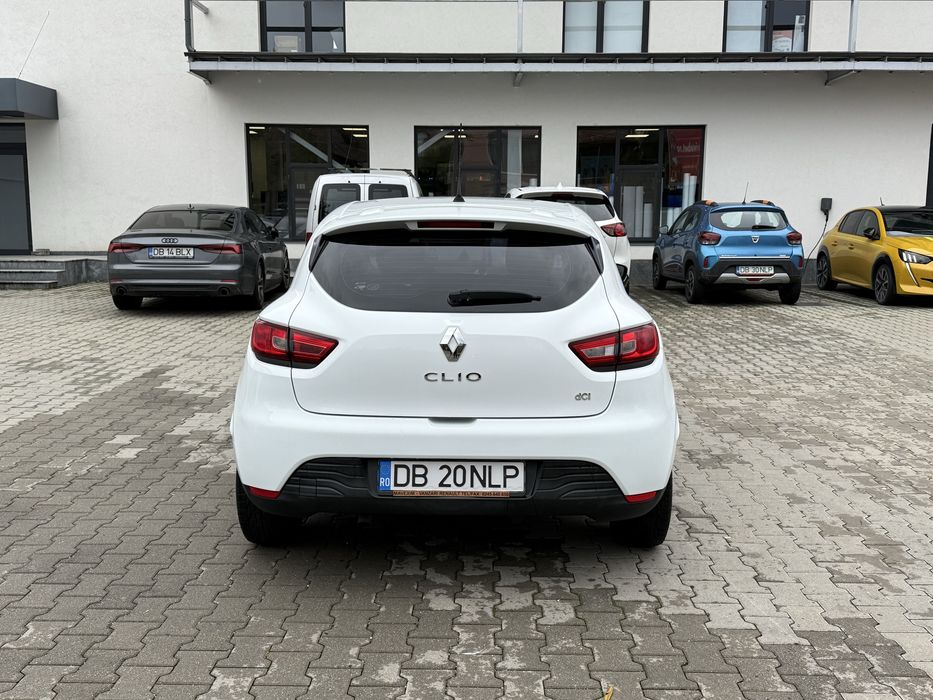 Renaul Clio dci 1.5 km absolut reali