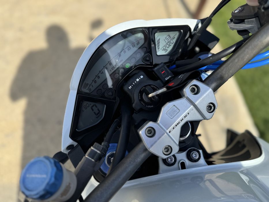 HONDA CB1000R cu numar de serie stantat pe ghidon