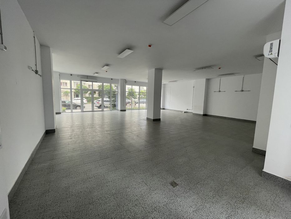 Spatiu comercial pt inchiriat!