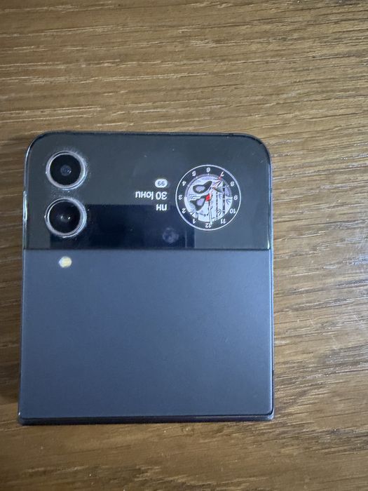 Samsung Galaxy Z Flip4