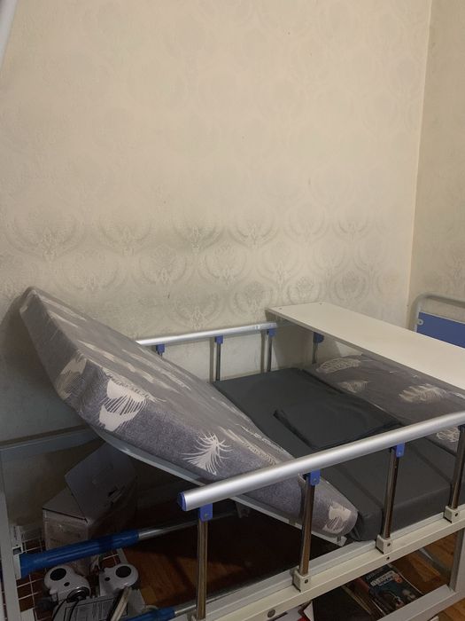 Кровать для лежачих больных
