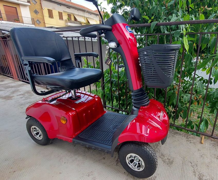 Scuter electric pentru persoane cu dizabilitati Vermeiren Eris