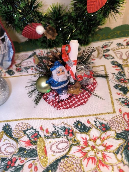 Коледни сувенири и свещници