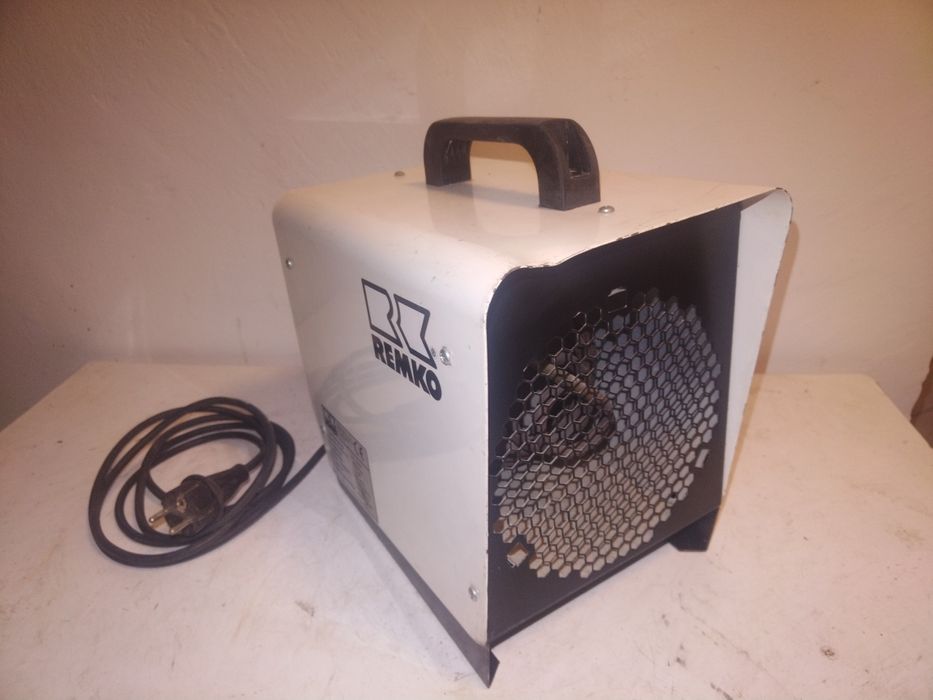 Електрически калорифер REMKO 2. 2kw Germany 
Мощност на отопление 2.2k