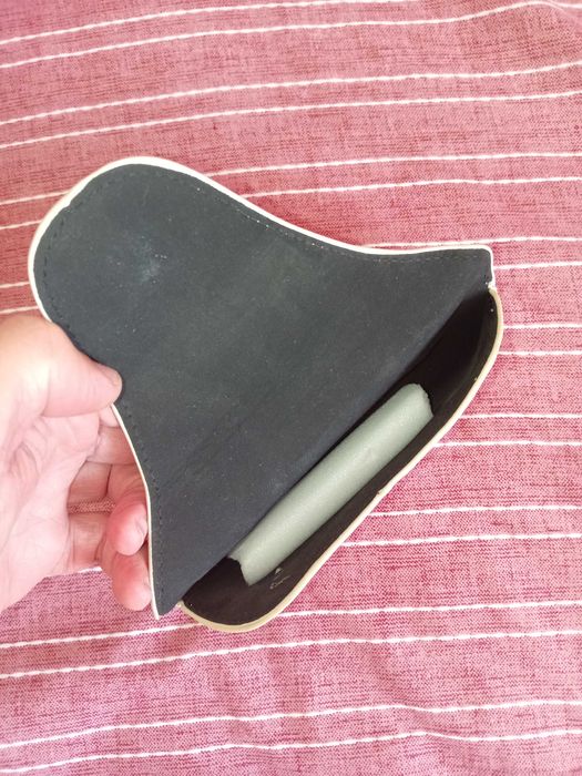 Toc/etui ochelari pentru mașină din piele de vita