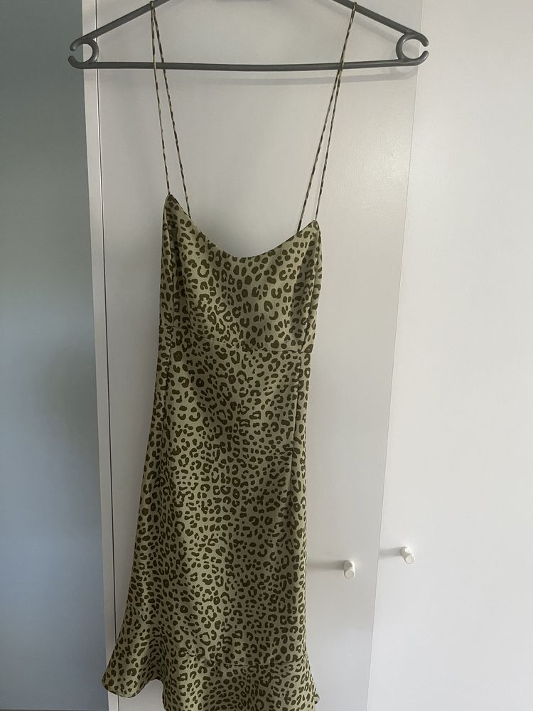 Vand Rochie Zara