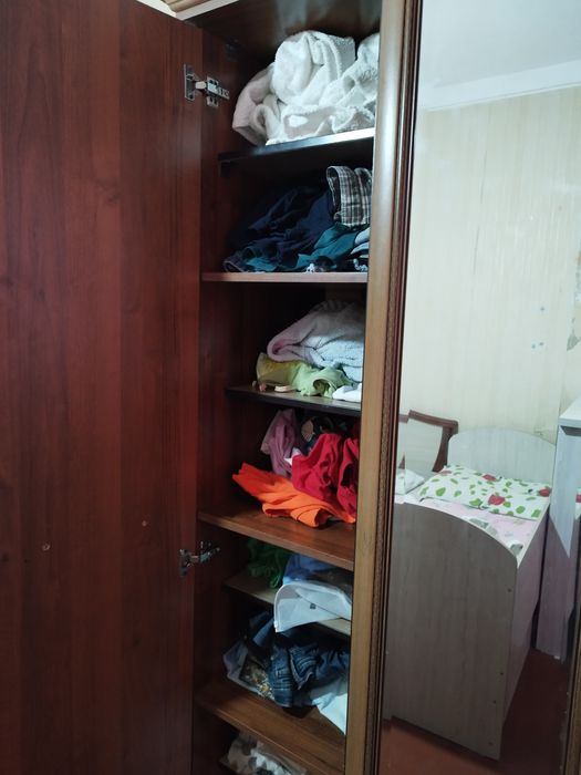 Шкаф для одежды в спальню