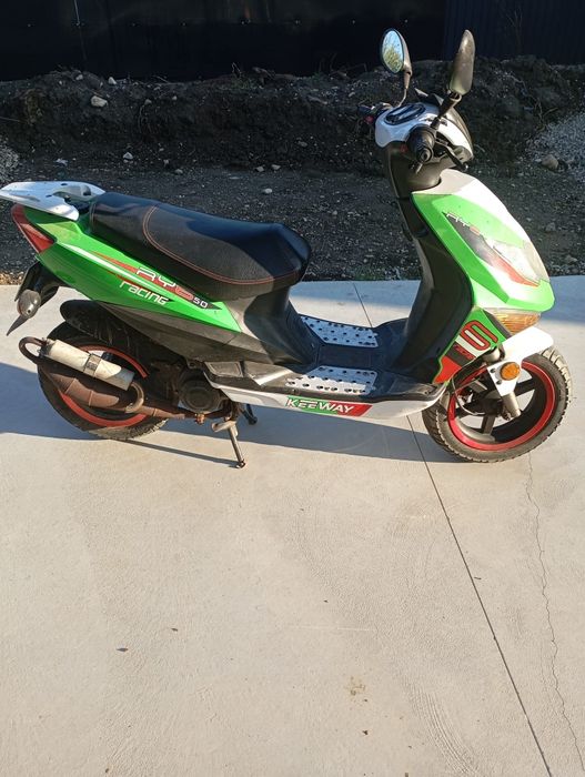 Scuter motor  2t 49cm