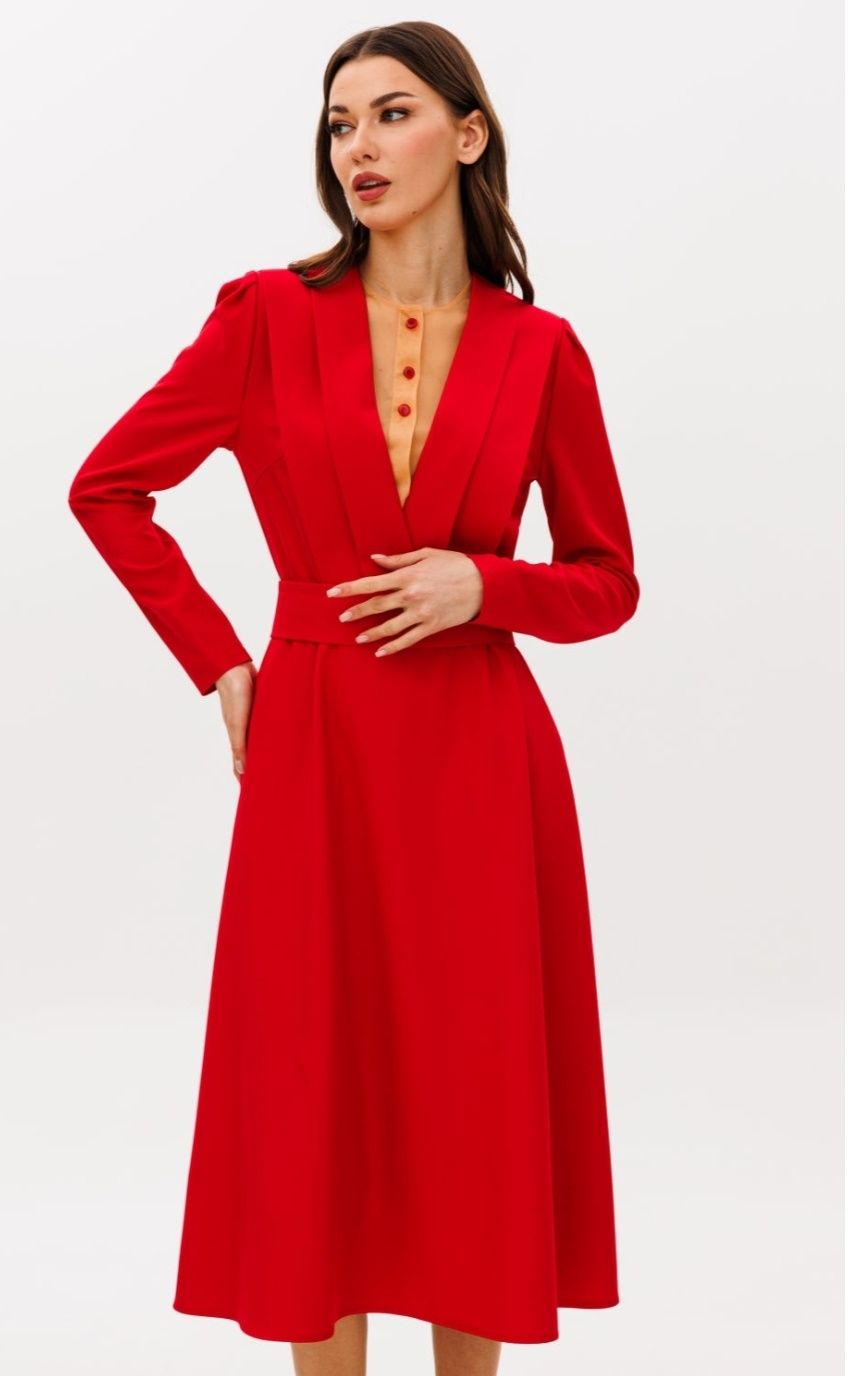 Продам платье красивого красного цвета