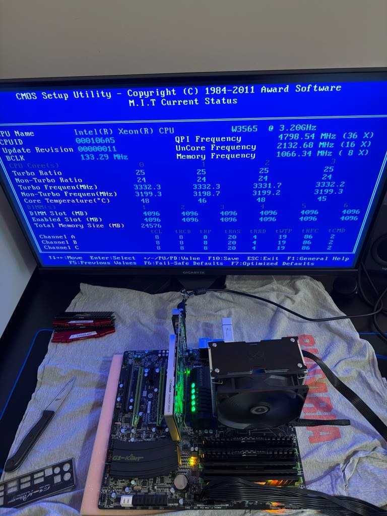 Дъно Дънна платка GIGABYTE G1.Guerrilla X58 1366 DDR3 48GB OVERCLOCK