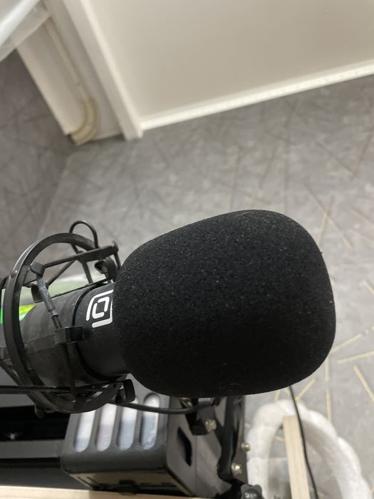 Микрофон оклик, в отличном состоянии