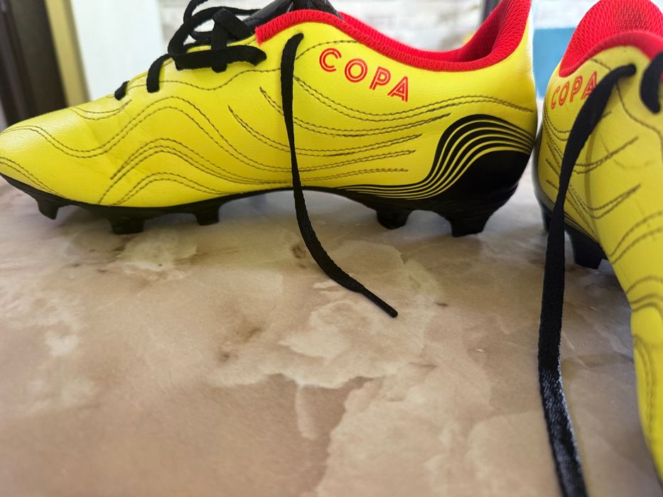 Футболни обувки  Adidas
