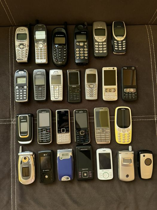 Лот работещи телефони