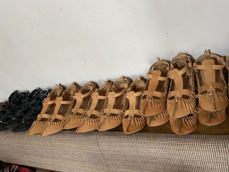 Ръчна изработка на цървули от италианска телешка кожа от 21 до 48 ном.