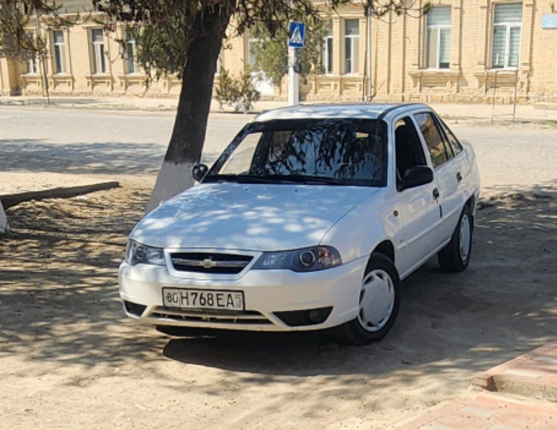 Nexia 2 sotiladi gibrit