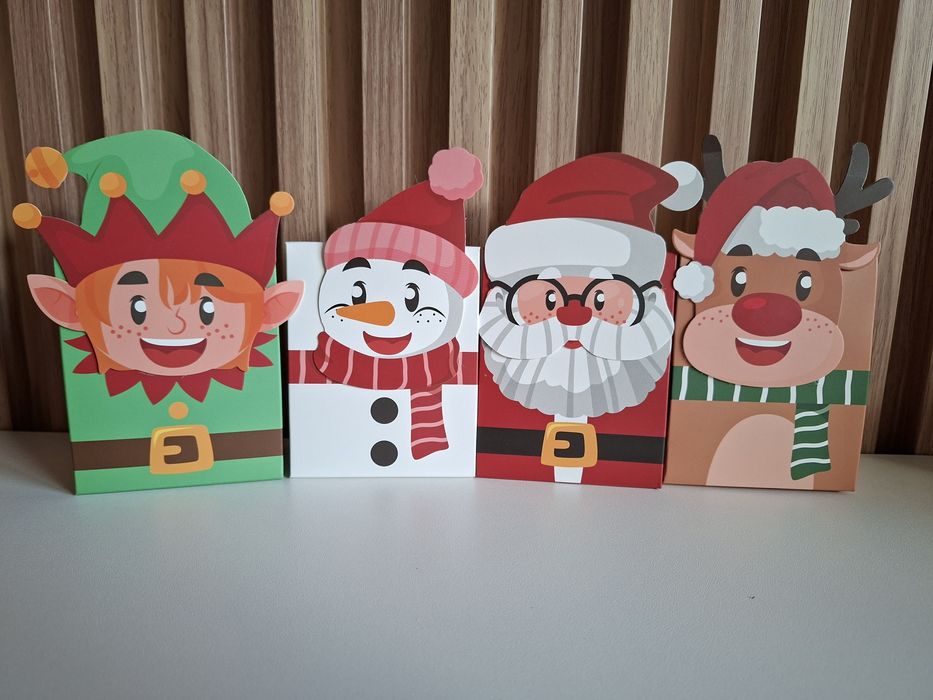 Коледни подаръци