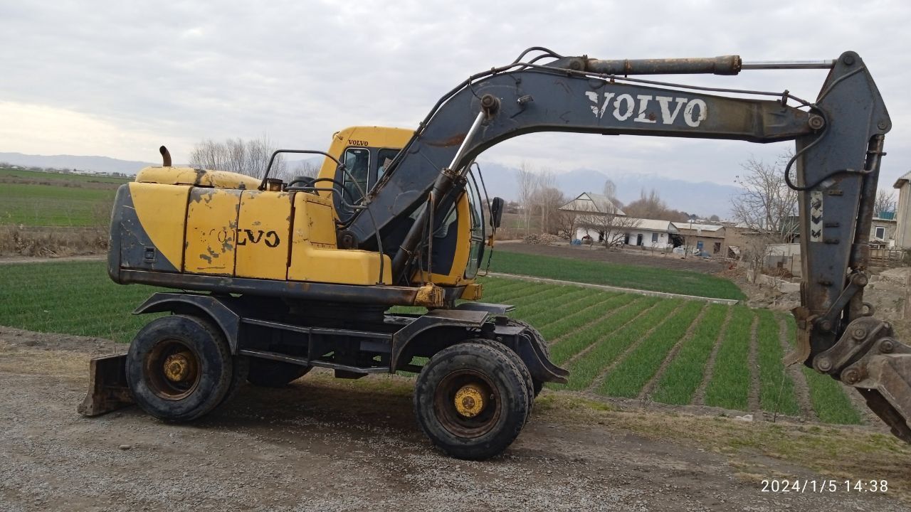 Ekskavator volvo