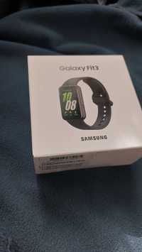 Смарт часовник Galaxy Fit 3