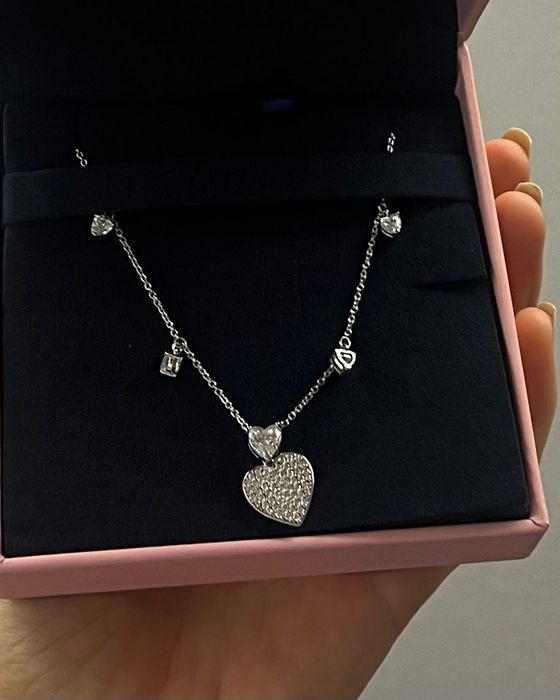 Chiara Ferragni Сребърно колие със сърце и камъни циркони